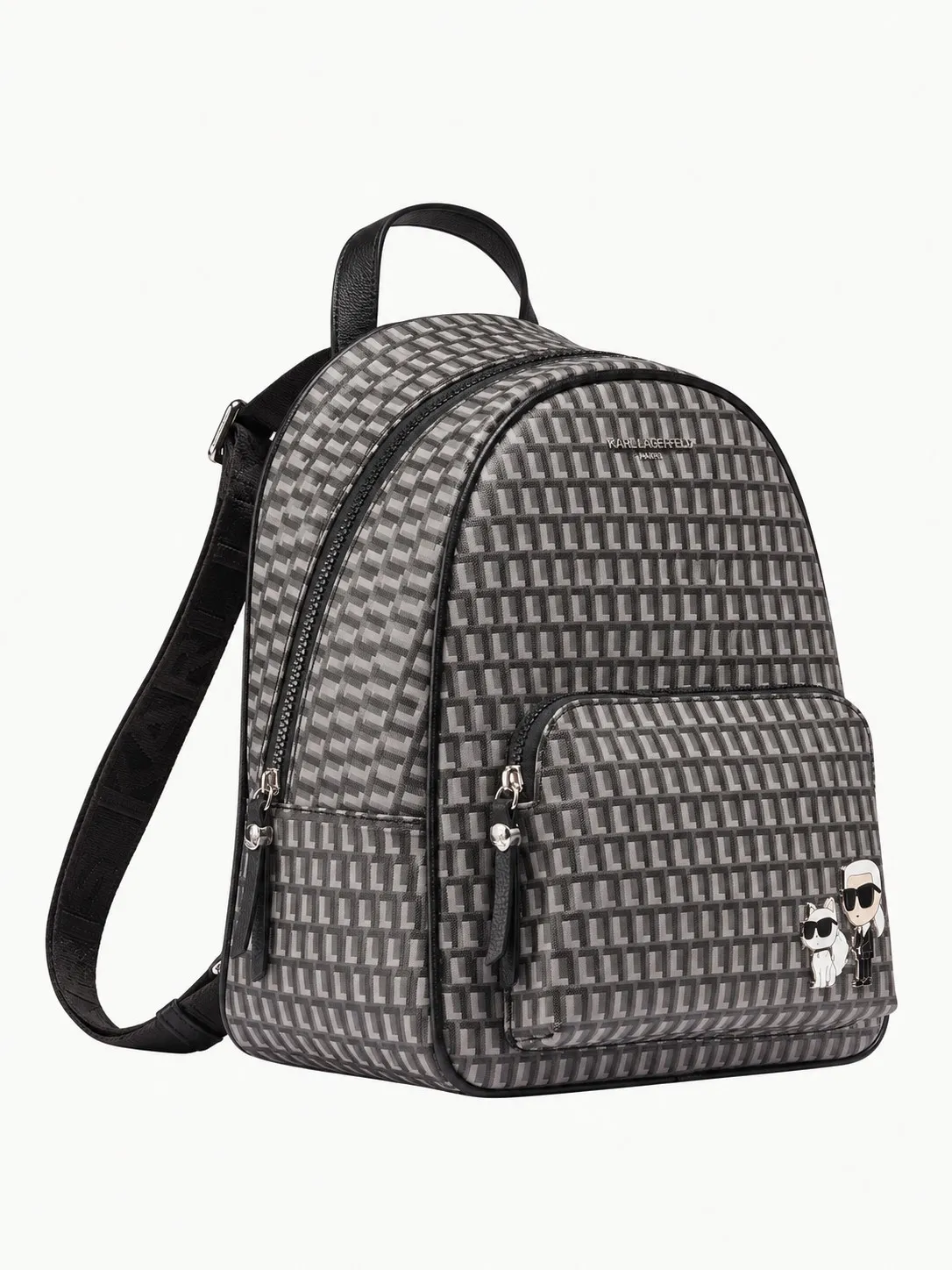 Morral Karl Lagerfeld con monograma gris y negro, vista de tres cuartos con las cremalleras y una tira con el logo tejido